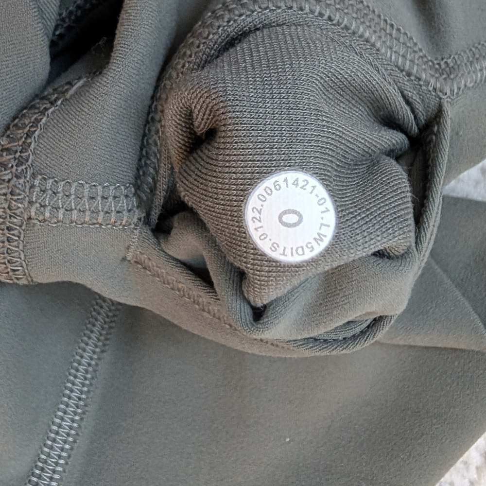 lululemon Align™ High-Rise Pant 28" Size 0, Grey Sage - Picture 3 of 5